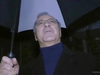 Є розорив по пара