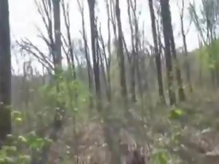 Мінет молодий молодий леді і її step-daddy в публічний
