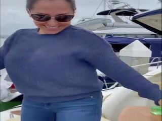 В танець з її чарівний цицьки, безкоштовно американка матусі hd x номінальний відео 30